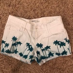 Shorts Size 2